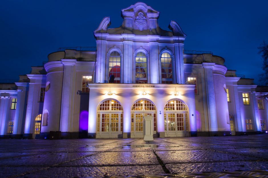 Muzikinis teatras nušvito naujomis spalvomis