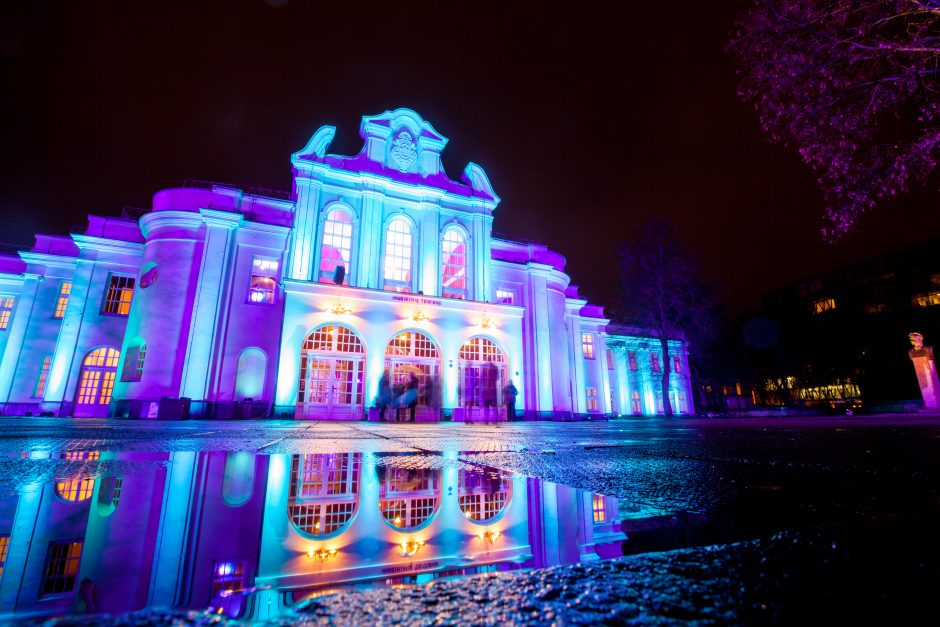 Muzikinis teatras nušvito naujomis spalvomis