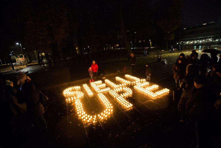 Per miestą tekėjo „Sielų upė“