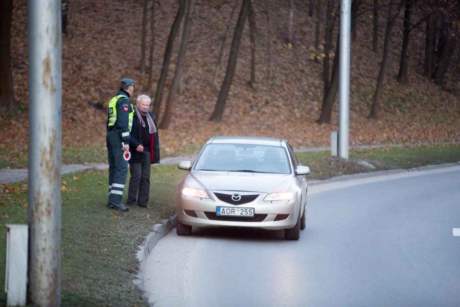 Daugiau nei trečdalis greitį viršijusių vairuotuojų – su BMW