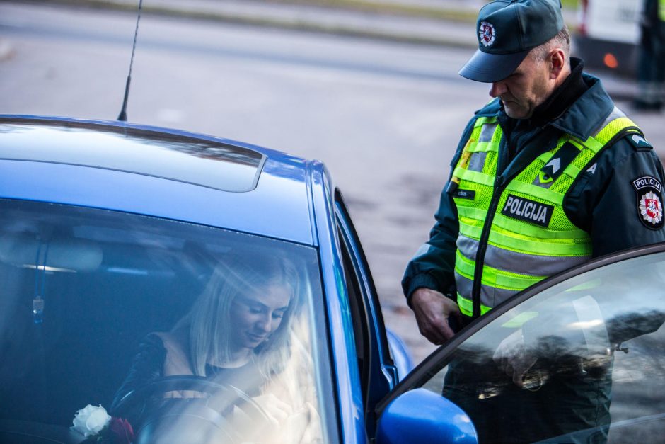 Daugiau nei trečdalis greitį viršijusių vairuotuojų – su BMW