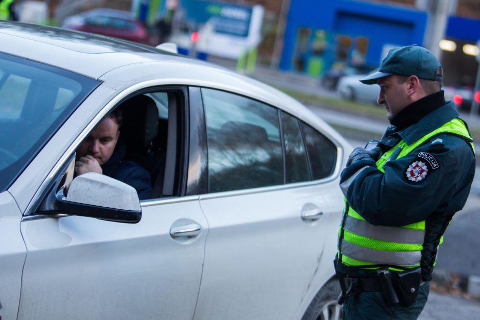 Daugiau nei trečdalis greitį viršijusių vairuotuojų – su BMW