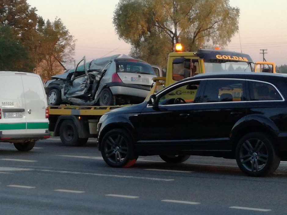 Tragiška avarija Marijampolės rajone: žuvo du žmonės, nukentėjo dar trys