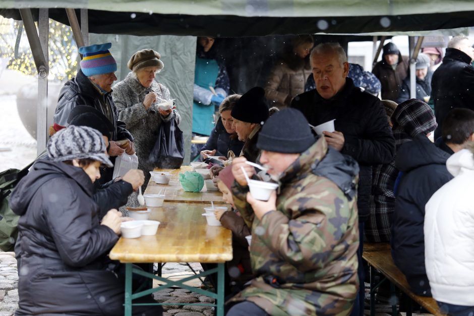 Žvejų ir jūrininkų vaišių neliko per valandą