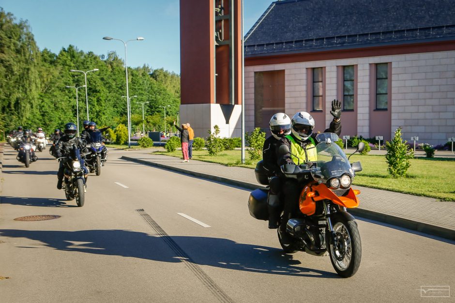 Į vilties žygį leidosi daugiau nei šimtas motociklininkų