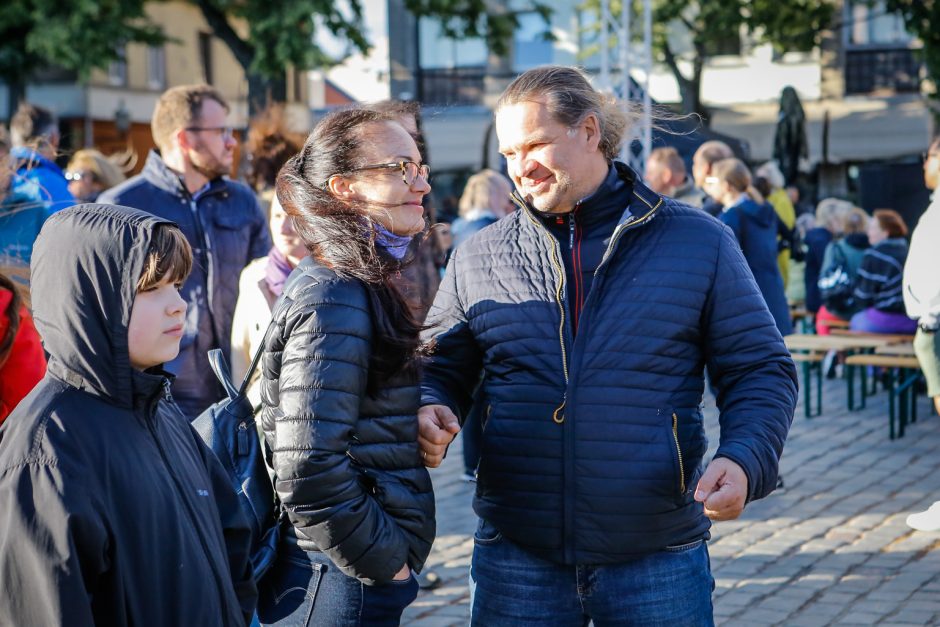 Teatro aikštę okupavo menininkai iš užsienio 