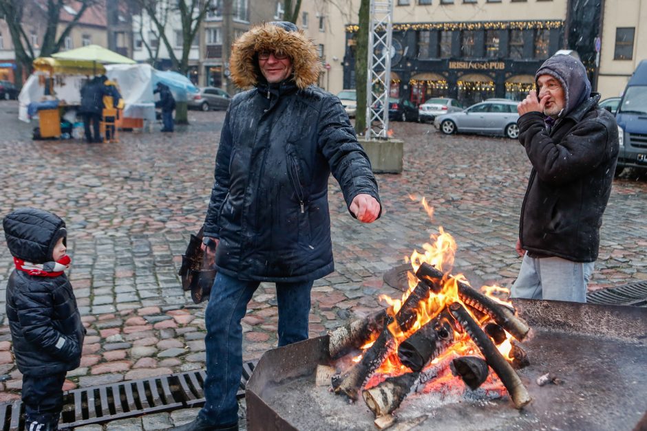 Prie Klaipėdos eglutės kvepėjo žuviene ir koše