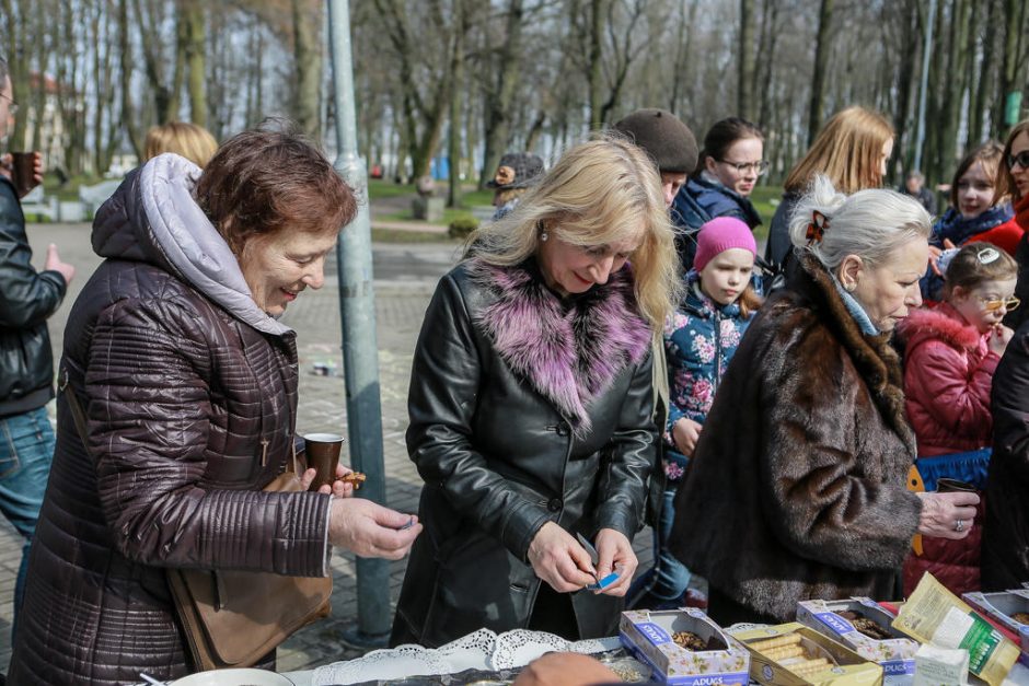 Į Skulptūrų parką sukvietė „Vynerio arbatėlė“