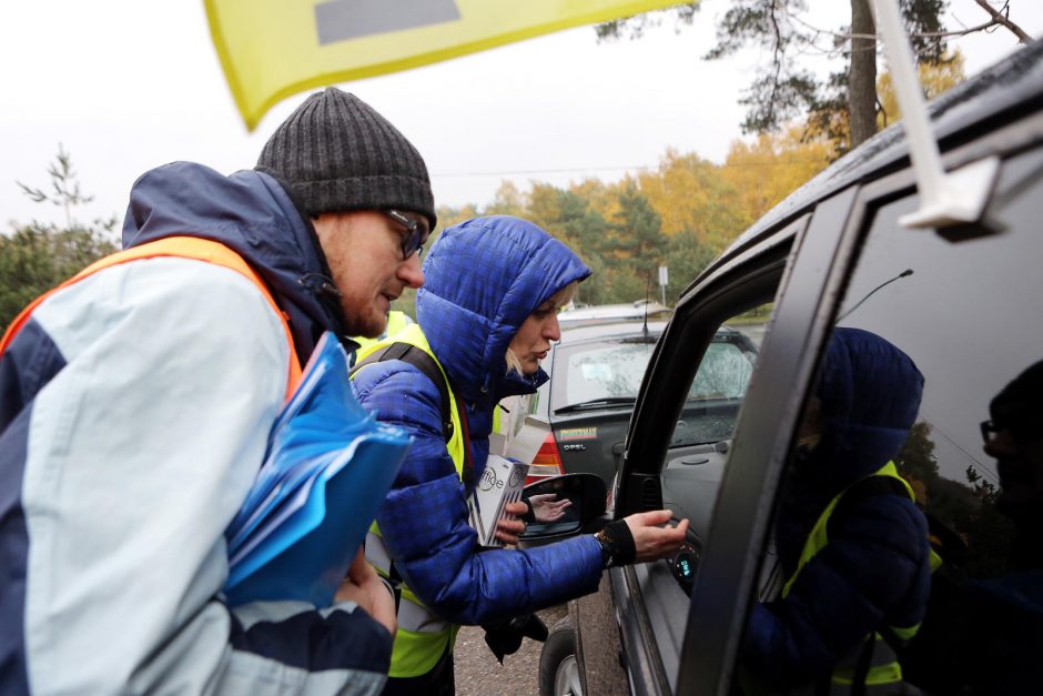 Pirmasis Švyturių ralis užbūrė dalyvius