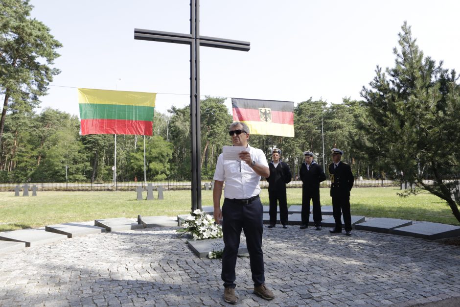 Kritusiems kariams – santūrus kapų tvarkytojų paminėjimas