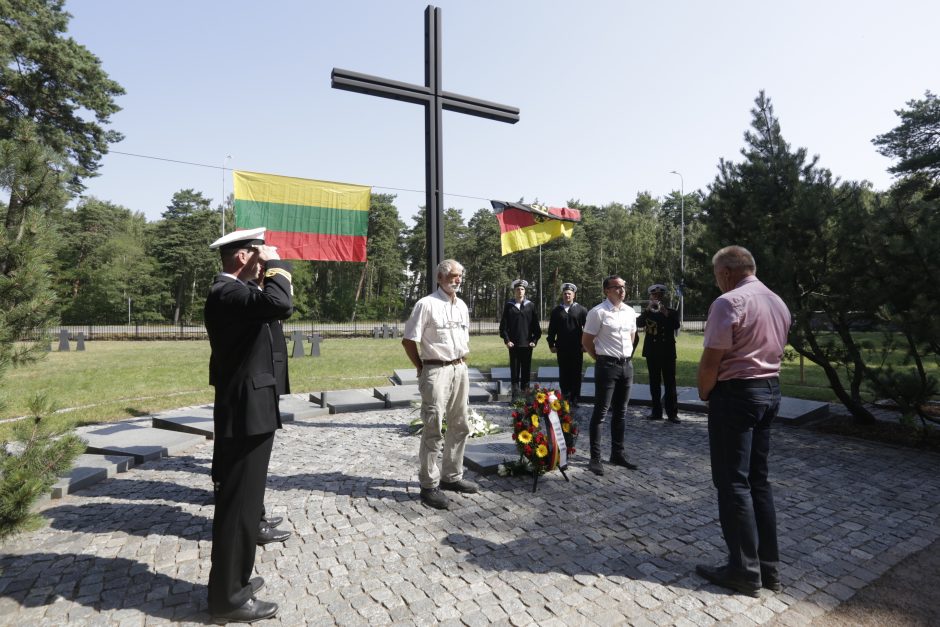 Kritusiems kariams – santūrus kapų tvarkytojų paminėjimas