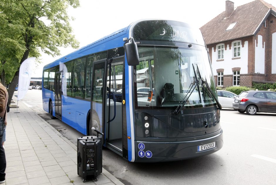 Elektrinių autobusų pirkimas sukėlė klausimų