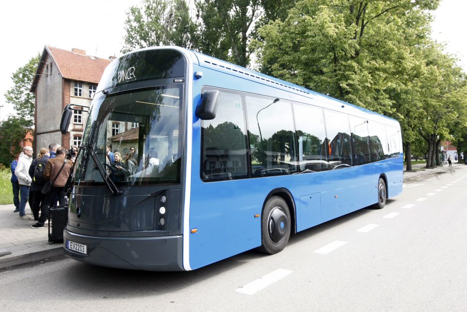 Elektrinių autobusų pirkimas sukėlė klausimų