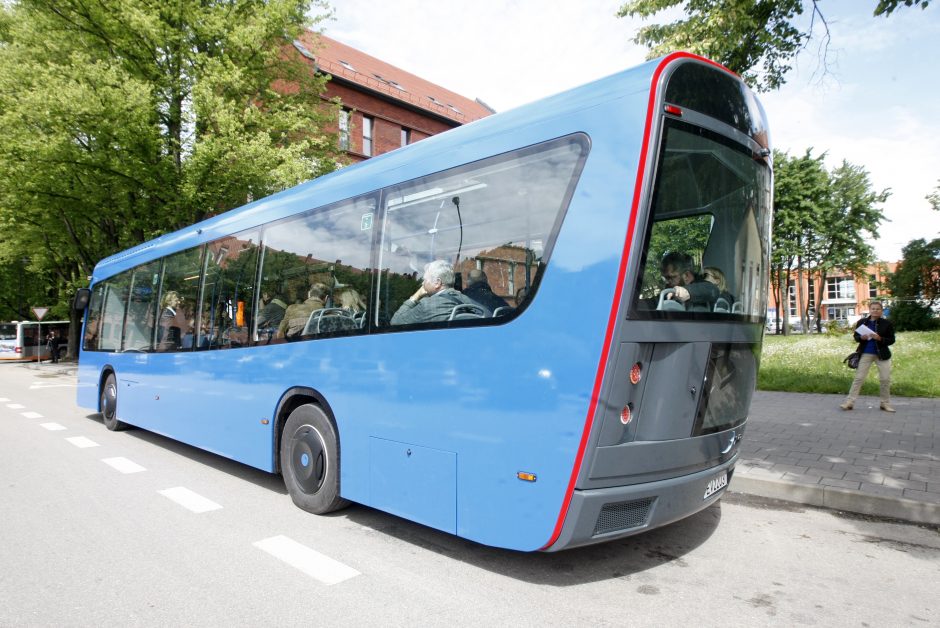 Elektrinių autobusų pirkimas sukėlė klausimų