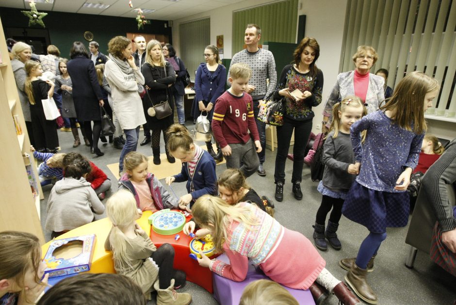 Skaitykloje suplasnojo Kalėdų angelai