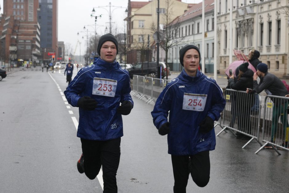 Laisvės gynėjų dienos bėgime N. Ruzveltas ir U. Žvinklytė apgynė nugalėtojų titulus