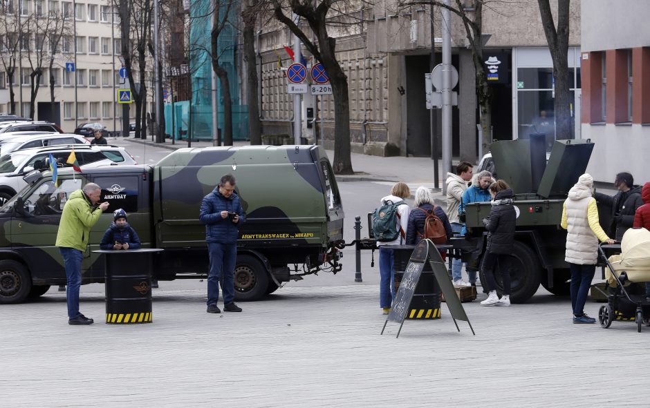 Kovojant prieš Rusiją  – vertingi visi ginklai: kauniečiai kviečiami „išleisti grikius į karą“