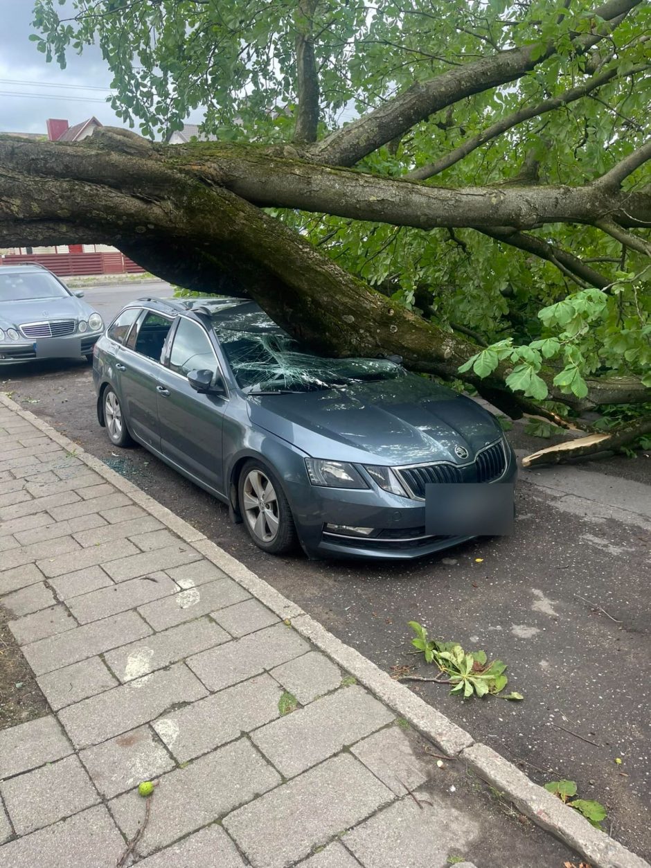 Ciklonas pajūryje pridarė bėdų