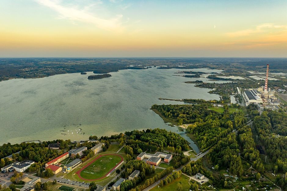 Elektrėnų mariose supjaustyti vandens batutai: nuostolis siekia 100 tūkst. eurų