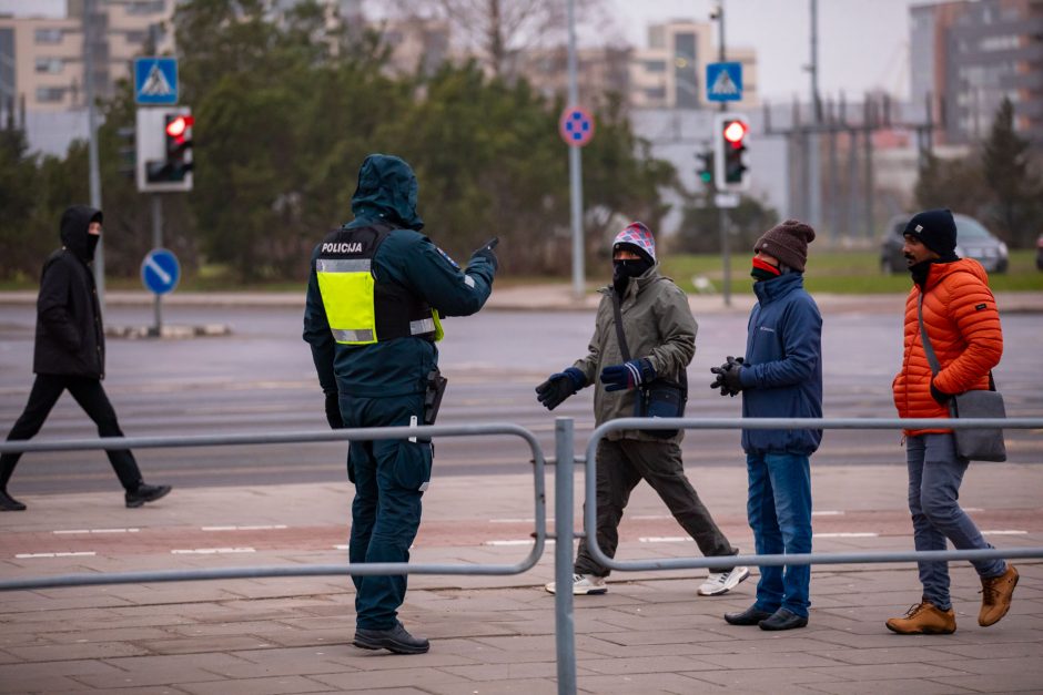 Klaipėdiečiai nepaiso KET: per kelias valandas – 28 pažeidėjai