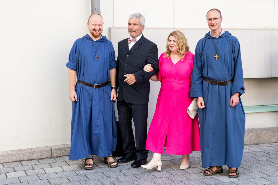 Šalies vadovo inauguraciją vainikavo vakarinė dalis: į Prezidentūros kiemą rinkosi garbūs svečiai