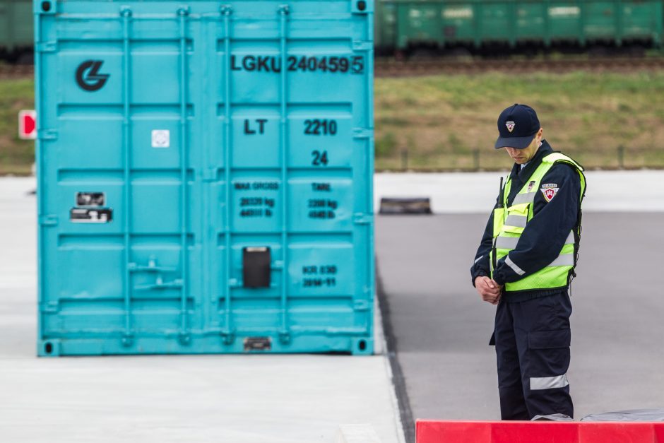 Iš biuro jūriniame konteineryje dingo 1,5 tūkst. eurų