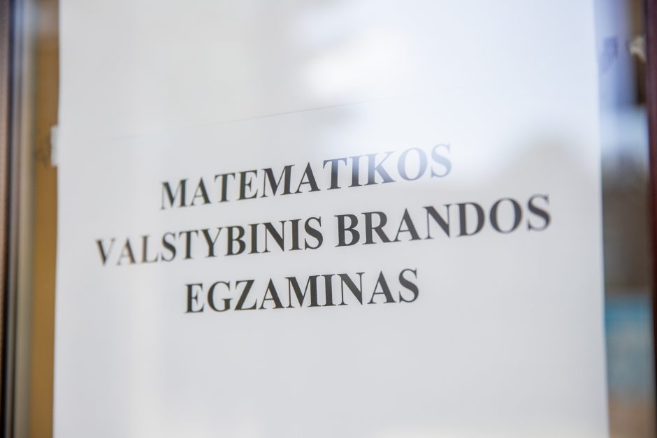 Nuotaikos po matematikos egzamino: buvo daug lengvesnis nei pernai