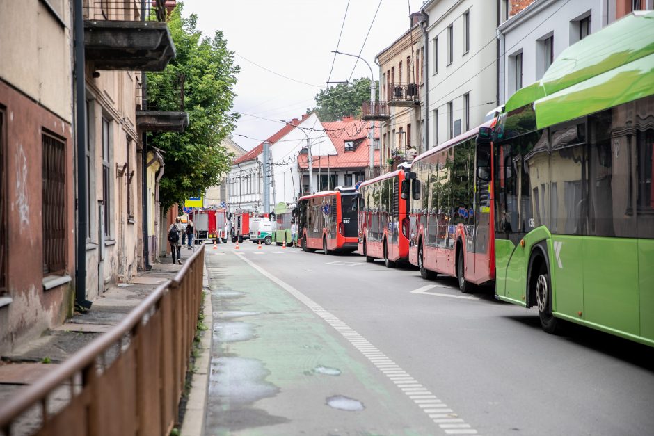 Nemuno gatvėje – stiprus dujų nuotėkis: buvo uždarytas eismas, teko evakuoti žmones