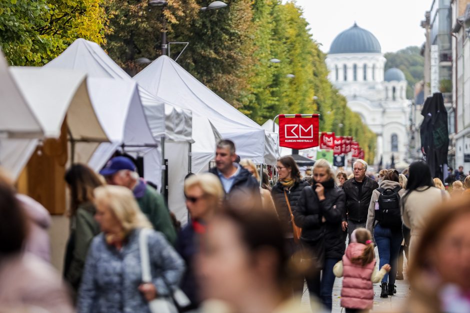 Laisvės alėją pripildė tradicinė Rudens mugė: šimtai prekybininkų siūlo atrasti kažką naujo