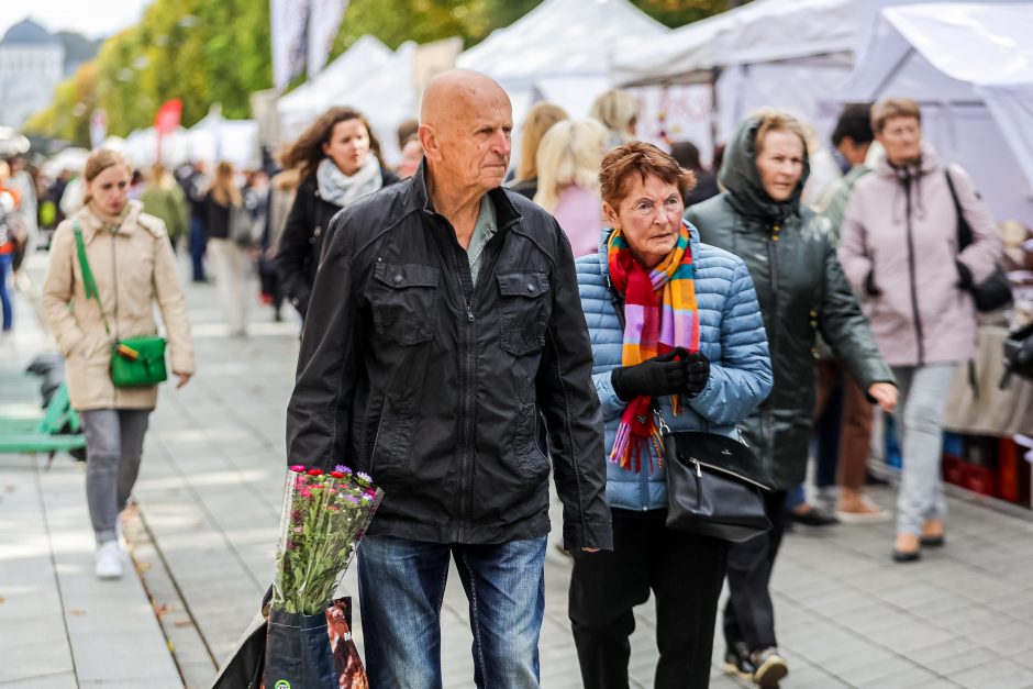 Laisvės alėją pripildė tradicinė Rudens mugė: šimtai prekybininkų siūlo atrasti kažką naujo