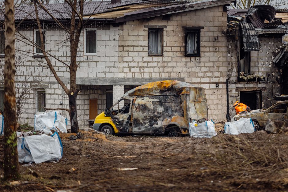 Savivaldybė: artimiausiomis dienomis lėktuvo avarijos vietą Vilniuje saugos šauliai