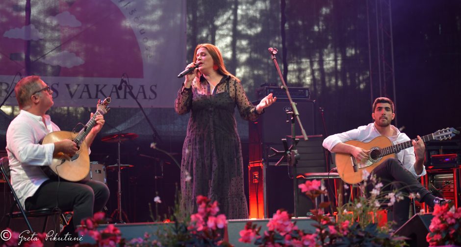 Atlikėja C. Leiria kviečia į svaiginančio portugališkojo fado koncertus