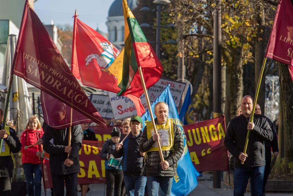 Kaune – reikalavimai mažinti skurdą: „Mums nereikia trupinių nuo jūsų stalo“