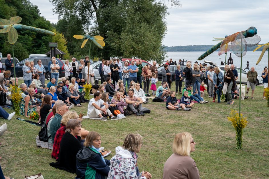 „Pėdos marių dugne“ pristatė laumių legendą