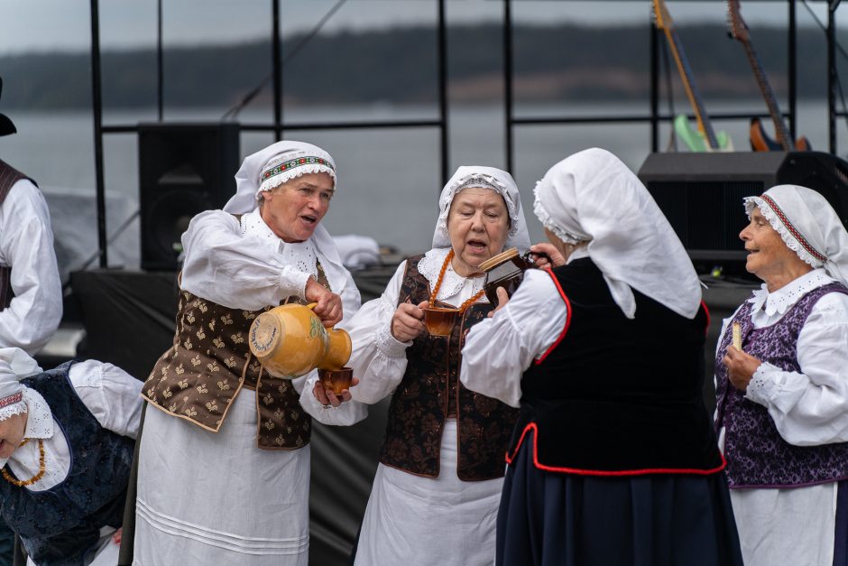 „Pėdos marių dugne“ pristatė laumių legendą