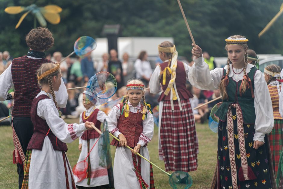 „Pėdos marių dugne“ pristatė laumių legendą