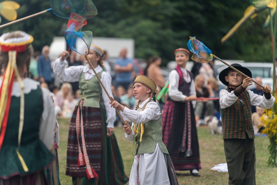 „Pėdos marių dugne“ pristatė laumių legendą