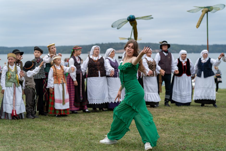 „Pėdos marių dugne“ pristatė laumių legendą