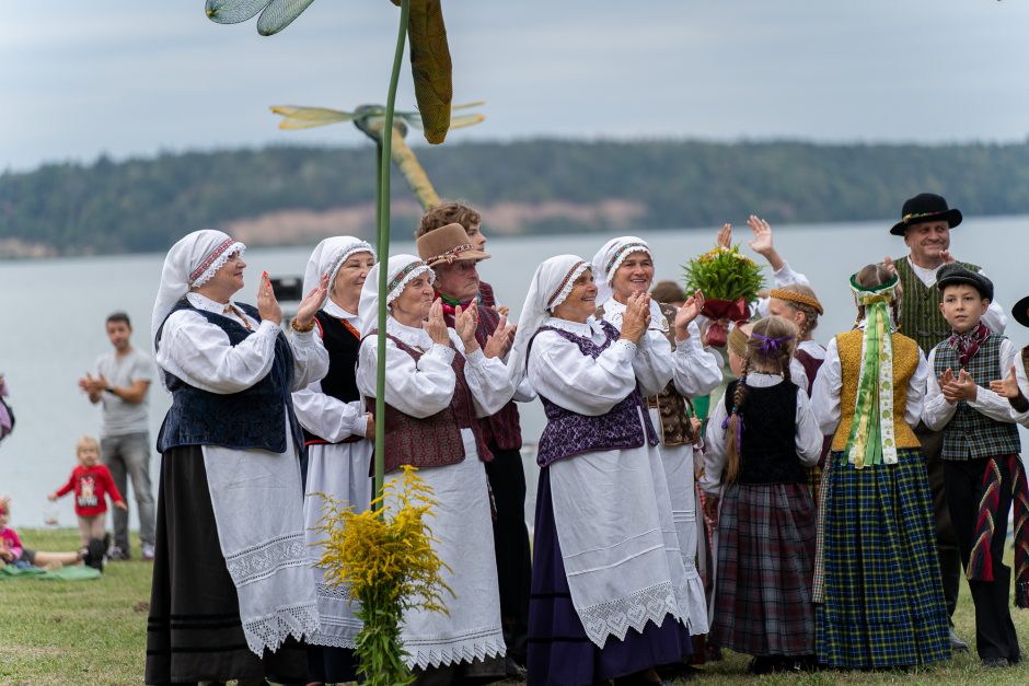 „Pėdos marių dugne“ pristatė laumių legendą