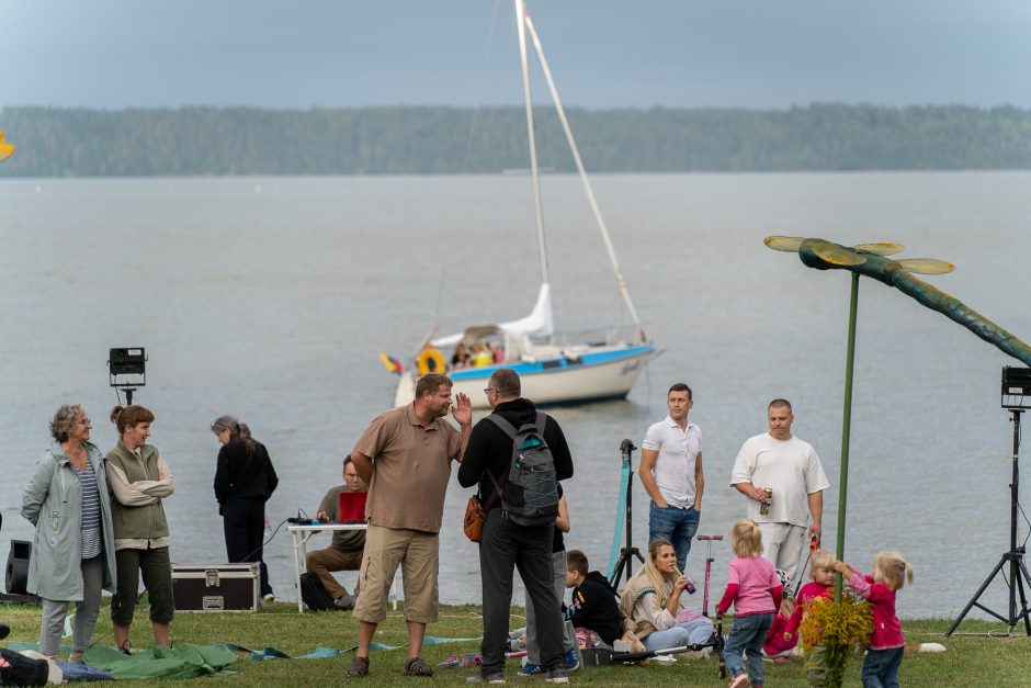 „Pėdos marių dugne“ pristatė laumių legendą