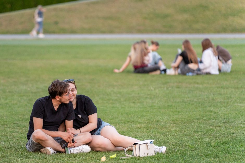 Santakos parke – rinktiniai hitai ir lazerių šou