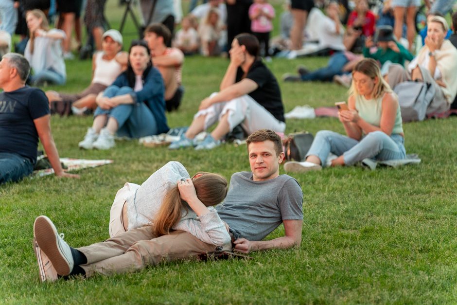 Santakos parke – rinktiniai hitai ir lazerių šou