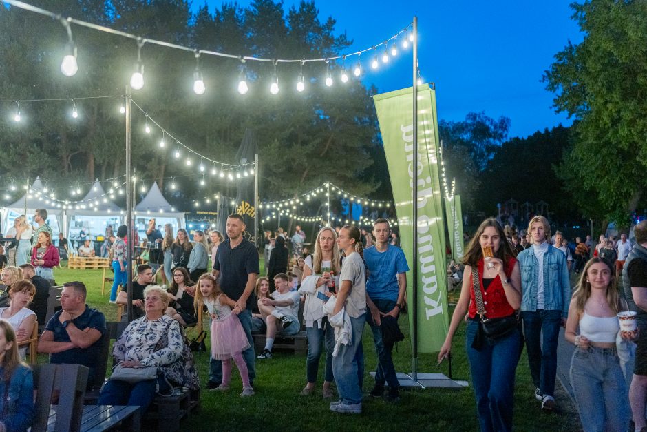 Santakos parke – rinktiniai hitai ir lazerių šou