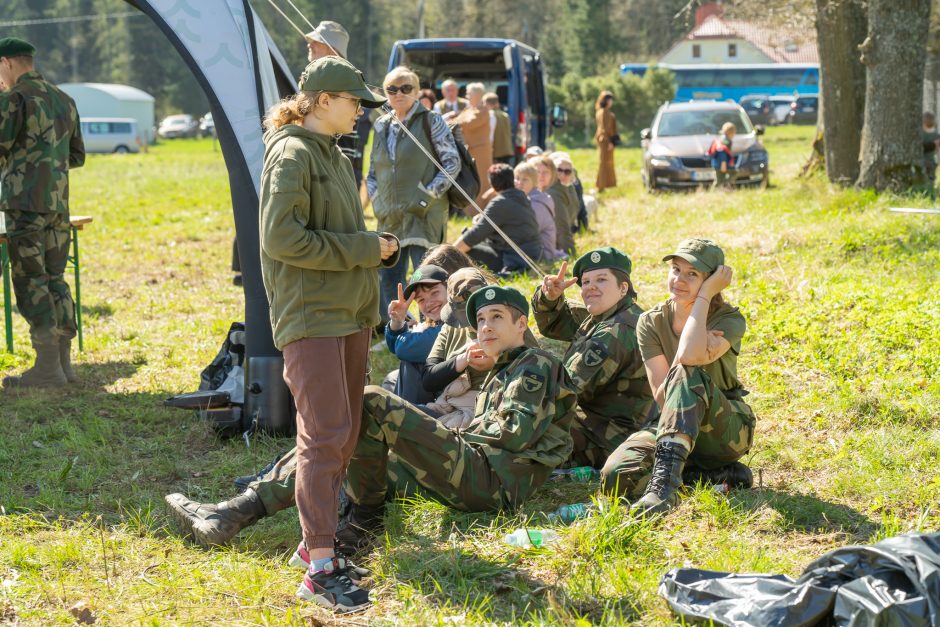 Pasodintas „Ukrainos aukų atminties ąžuolynas“