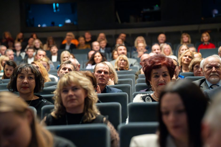 Nacionaliniame Kauno dramos teatre dviguba šventė: gimtadienis ir teatro kūrėjų pagerbimas