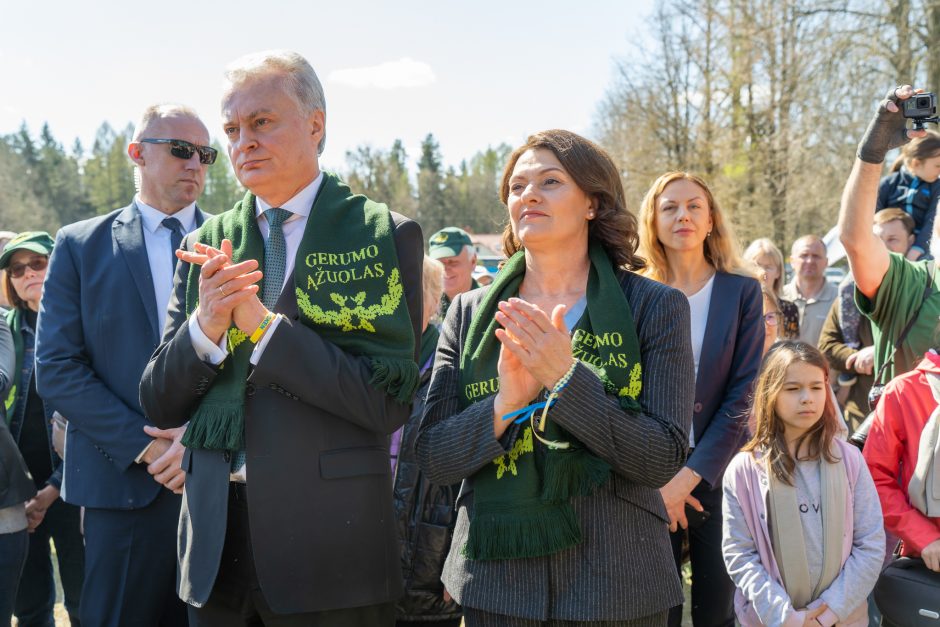 Pasodintas „Ukrainos aukų atminties ąžuolynas“