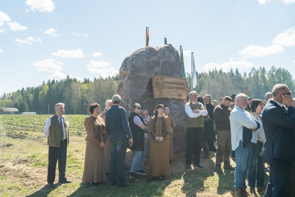 Pasodintas „Ukrainos aukų atminties ąžuolynas“