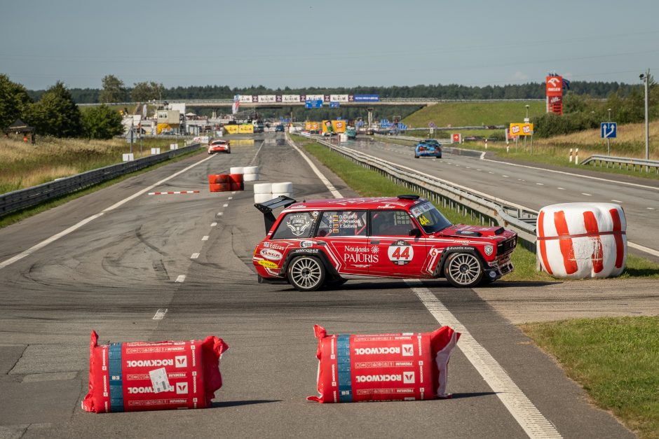 Lieka vos keli ratai iki „Aurum 1006 km lenktynių“ finišo!