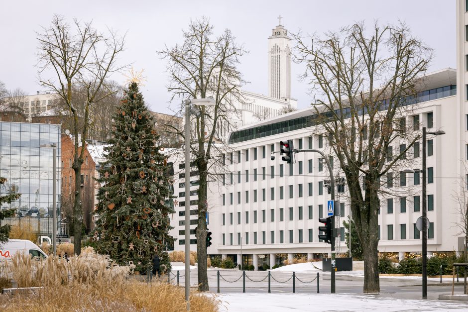 Paskubėkite: tai paskutinės dienos pasidžiaugti Kauno kalėdine eglute