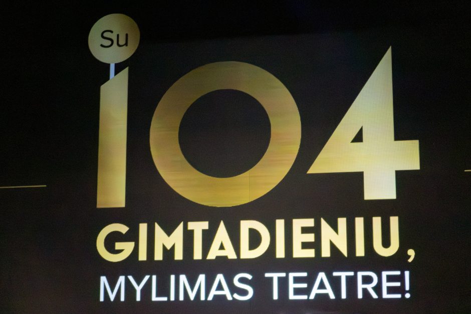 NKDT 104-ąjį gimtadienį vainikavo „Auksinių teatro rūtos šakelių“ apdovanojimai ir koncertas